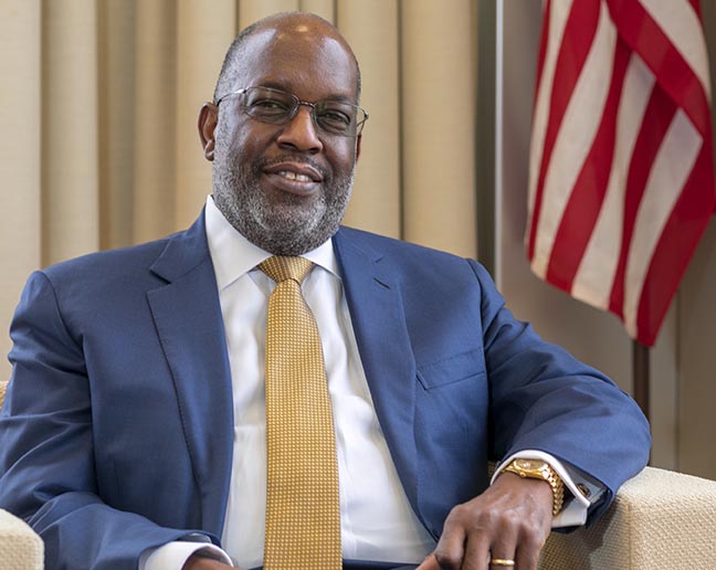 Kaiser Permanente CEO Bernard J Tyson